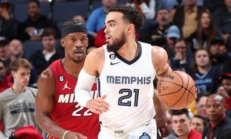 Miami heat vs memphis grizzlies match player stats - Match Details. Fixture - Memphis Grizzlies vs Miami Heat | 2020-21 NBA Season. Date & Time - Tuesday, April 6th, 8:00 PM ET (Wednesday, April 7th, 5:30 AM IST) Venue - AmericanAirlines Arena ...